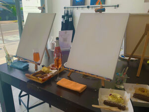 Pinot and Picasso easel set up